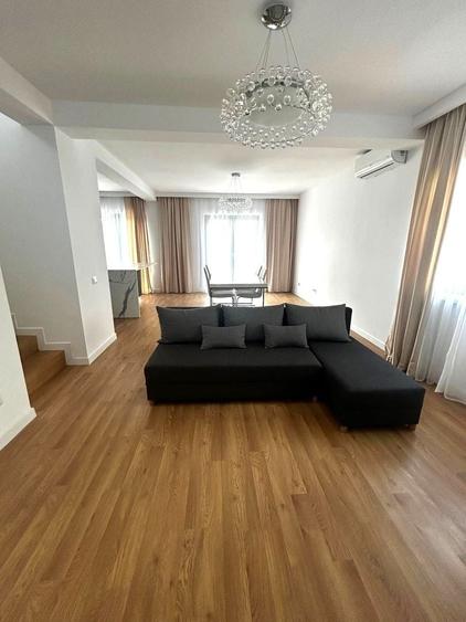 Casă individuală cu 5 camere cu Canalizare în Corbeanca