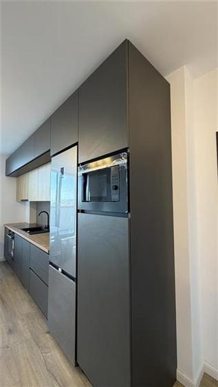 Apartament cu 3 camere circular, mobilat în Mărăști