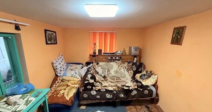 Casă cu 3 camere cu Teren 526 Mp în Central