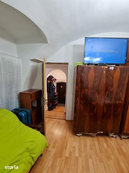 Casă cu 1 camere cu Teren 50 Mp în Central