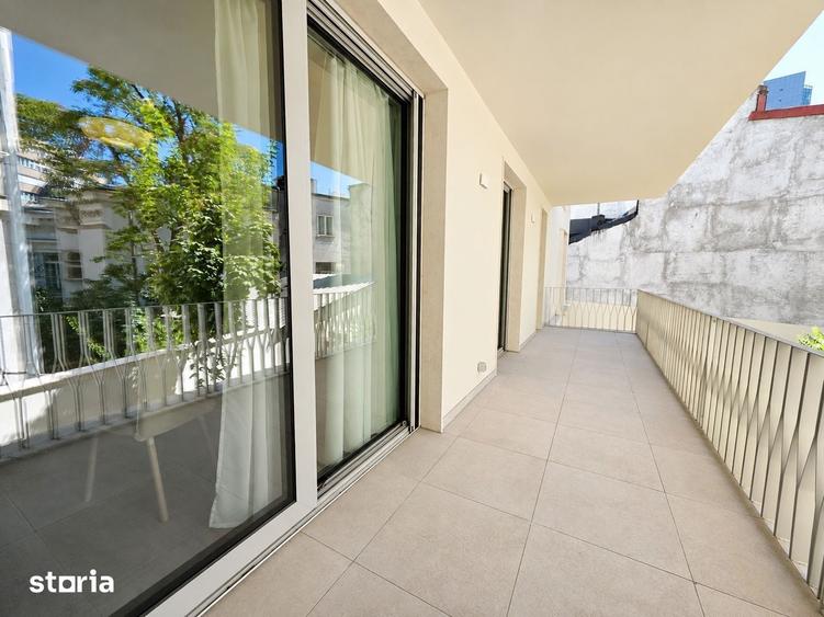 Apartament cu 4 camere în Armeneasca