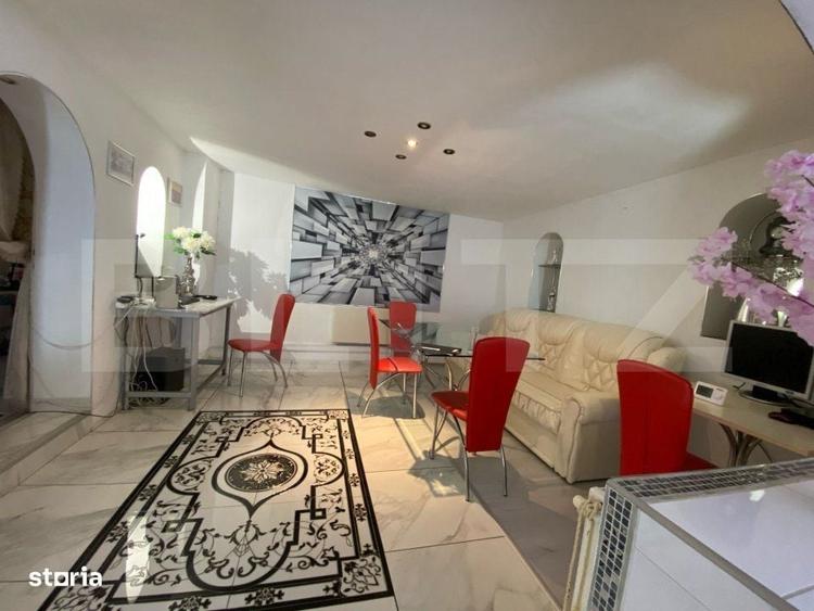 Casă cu 4 camere cu Teren 1400 Mp în Bonț
