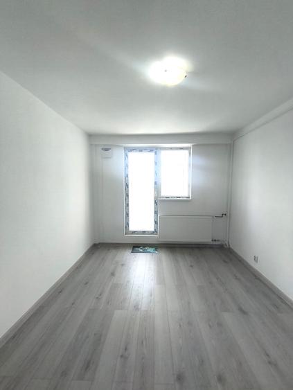 Apartament cu 2 camere decomandat în Brâncoveanu