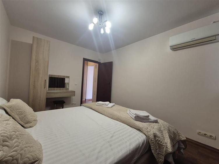 Apartament cu 2 camere decomandat, mobilat în Universitate