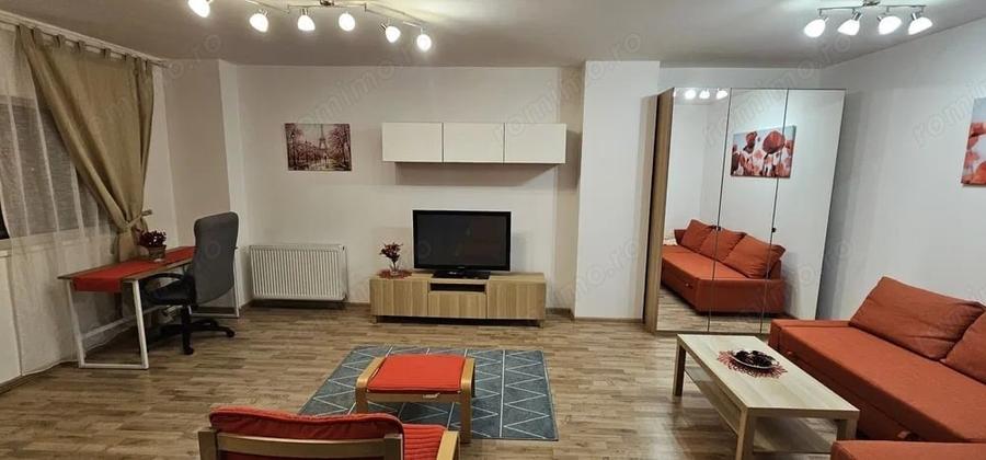 Apartament cu 2 camere semidecomandat în Complex Studențesc