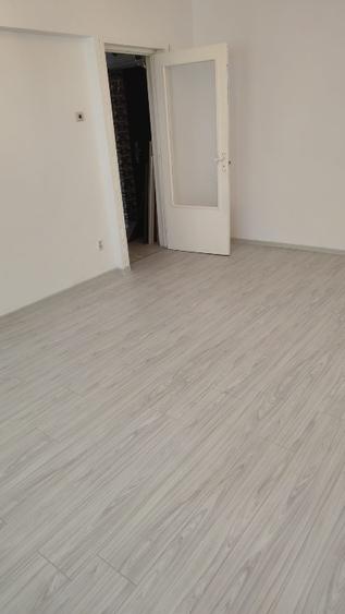 Vanzare - Apartament 3 camere - zona Bld Republicii - 13
