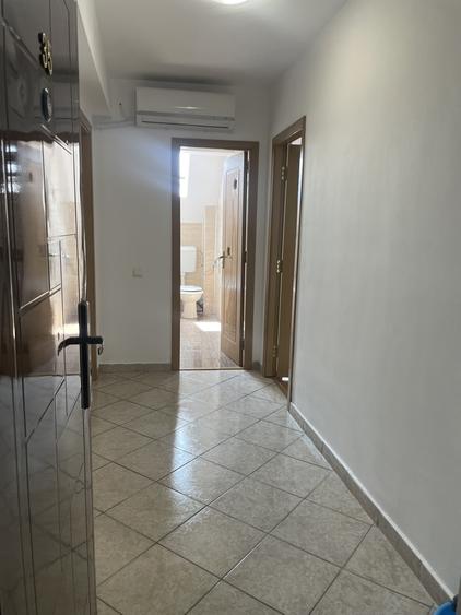 Apartament cu 2 camere decomandat, mobilat în Rahova