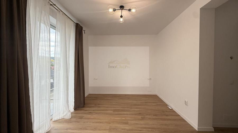 Duplex cu 4 camere cu Canalizare în Iris