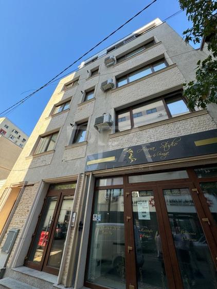 Spațiu comercial, de 116.23999786377 mp, în Dorobanți