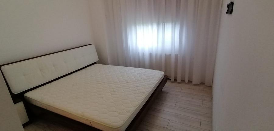 Apartament cu 3 camere decomandat, mobilat în Inel I