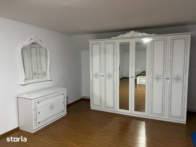Casă cu 3 camere cu Teren 3000 Mp în Trifești
