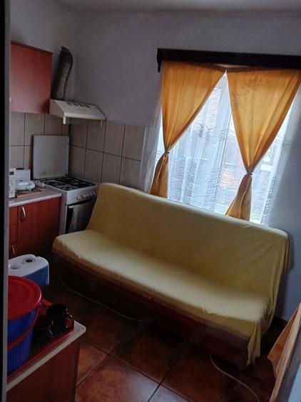 Casă cu Teren 462 Mp în Cetate