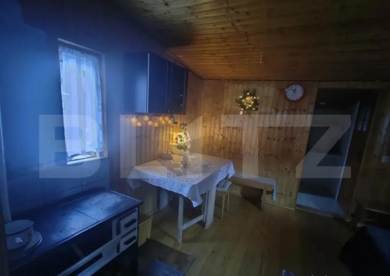 Casă cu 2 camere cu Teren 425 Mp în Iara