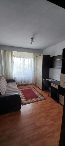 Apartament cu 3 camere decomandat în Mărăști