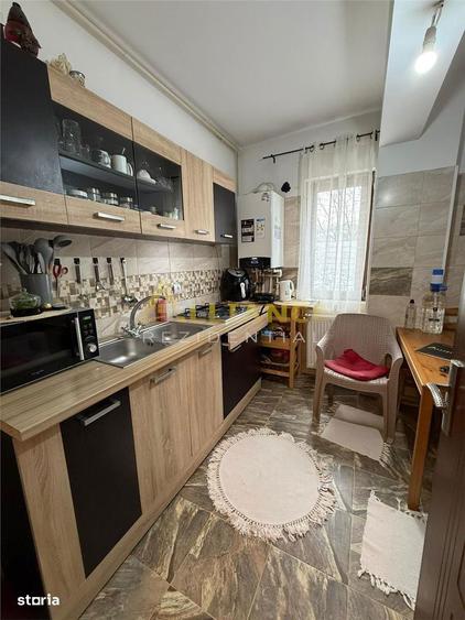 Apartament cu 2 camere decomandat în Central — fotografia 3