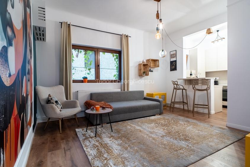 APARTAMENT CU DOUA CAMERE + BIROU - IN VILA - DOMENII - STR AVIATOR PRETRE CRETU