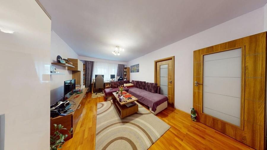 Apartament cu 2 camere semidecomandat în Central