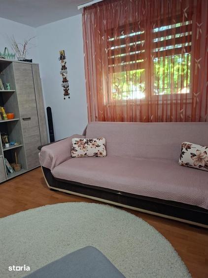 Casă cu 4 camere cu Teren 720 Mp în Limanu