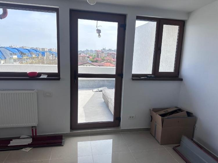 Apartament cu 3 camere, mobilat în Drumul Taberei