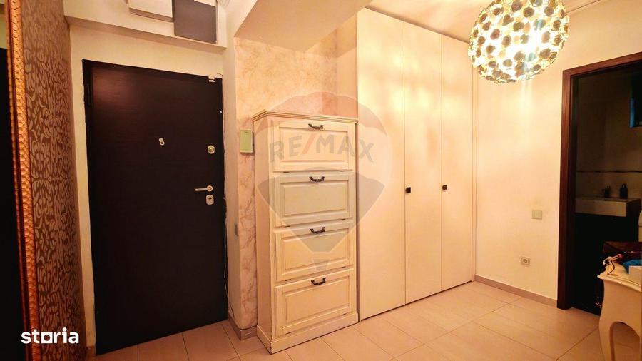 Apartament cu 3 camere, mobilat în Kiseleff