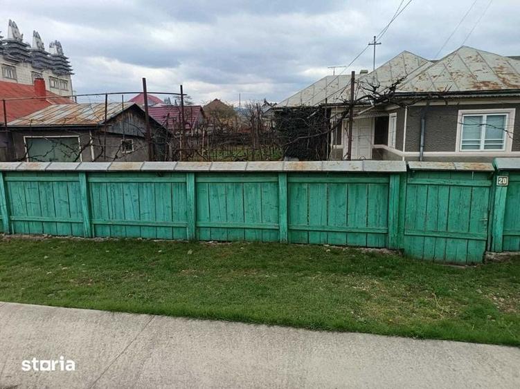 Casă cu 3 camere cu Teren 100 Mp în Central