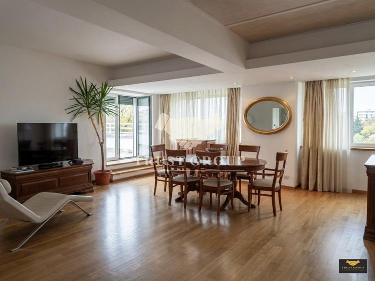 Apartament cu 5 camere decomandat în Grădina Icoanei