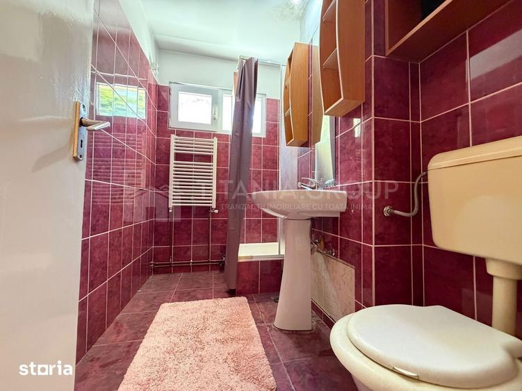 Apartament cu 3 camere semidecomandat în Astra