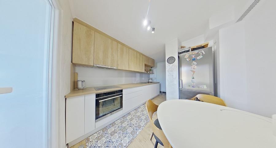 Apartament cu 2 camere decomandat, mobilat în Miron Costin