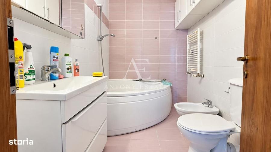 Apartament cu 3 camere în Nufărul