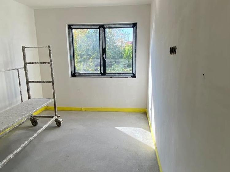 Apartament cu 3 camere în Republicii