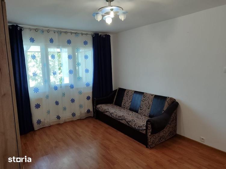 Apartament cu 3 camere în Republicii