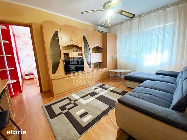 Apartament cu 3 camere decomandat în Orașul Nou