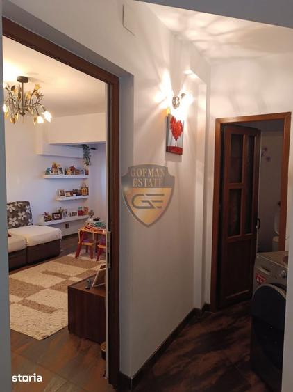 Apartament cu 2 camere, mobilat în Delfinariu