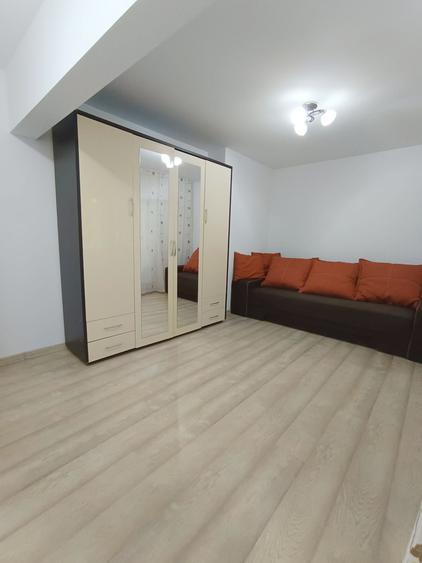 Garsonieră decomandată în Doamna Ghica