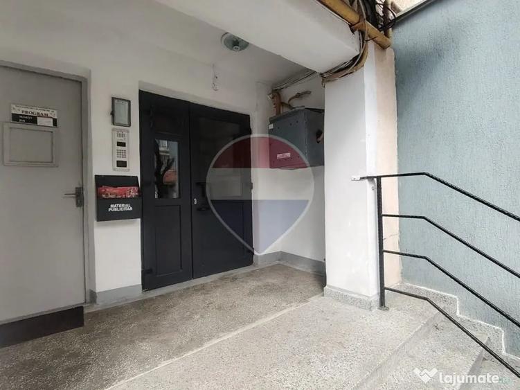 Apartament cu 2 camere decomandat în Central