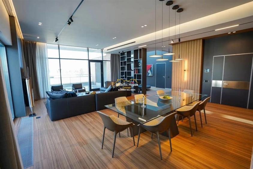 Penthouse cu 5 camere decomandat în Băneasa