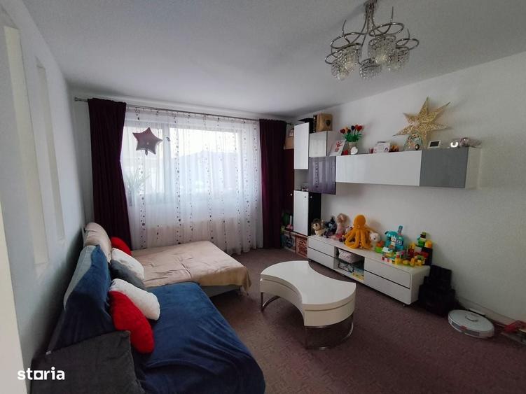 Casă cu 4 camere în Ruginoasa