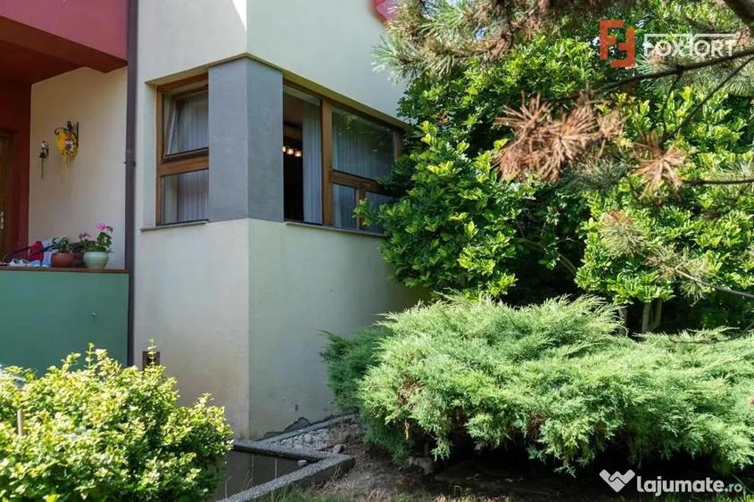 Casă cu 6 camere cu Teren 910 Mp în Crișan
