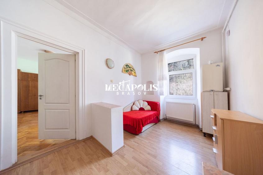 Apartament cu 2 camere semidecomandat în Centrul Istoric