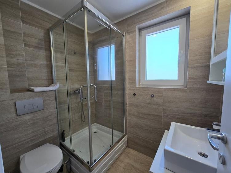 Casă cu 3 camere cu Teren 128 Mp în Ștefăneștii de Jos