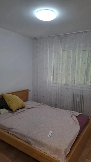 Apartament cu 2 camere semidecomandat în Romanilor