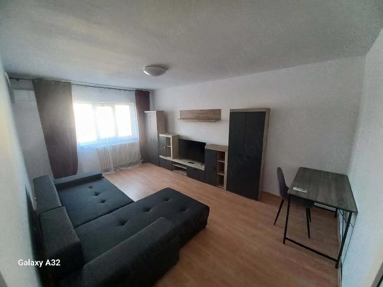 Garsonieră decomandată în Tătărași