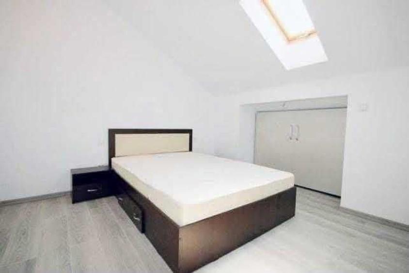 Apartament cu 3 camere semidecomandat în Bună Ziua