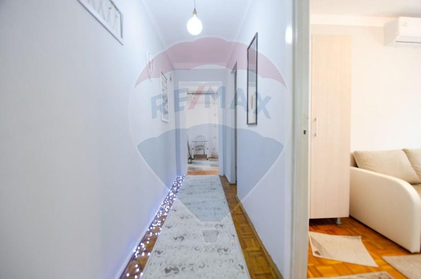 Apartament cu 3 camere semidecomandat, mobilat în Gheorghe Lazăr