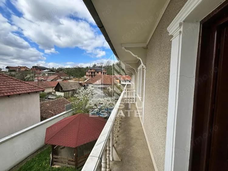 Casă cu 4 camere cu Canalizare în Clocotici