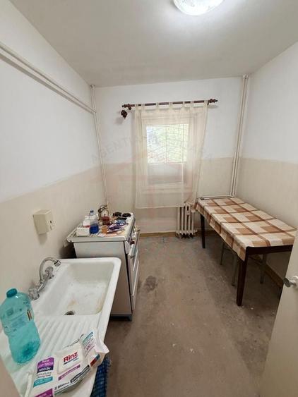APARTAMENT CU 2 CAMERE DE VÂNZARE | MICRO 18 | PARTER - 8