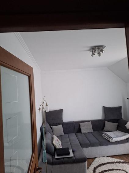 Casă cu 3 camere în Central