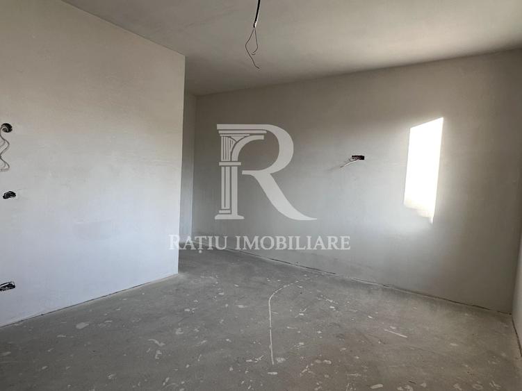 Apartament cu 3 camere decomandat în Ultracentral