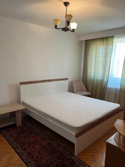 Apartament cu 3 camere în Albești