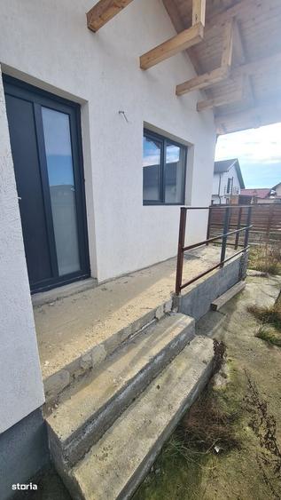 Casă cu 3 camere în Central